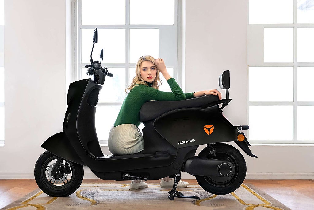 YADEA M6L Matt svart