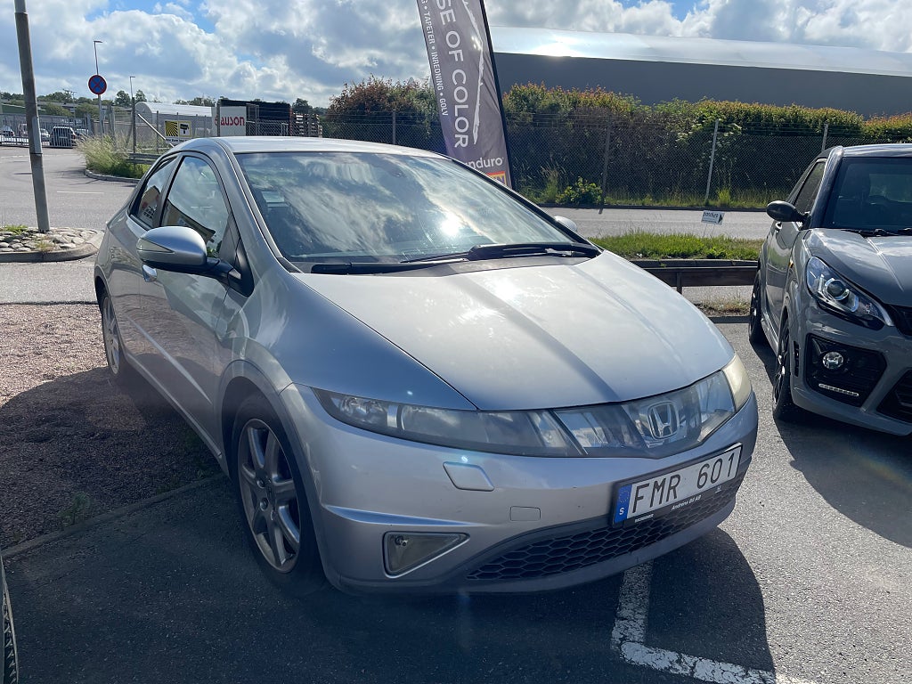 Honda Civic 5-dörrar 1.8 i-VTEC Sport Euro 4