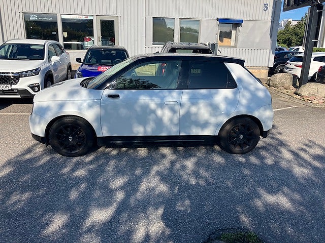 Honda E 35.5 kWh Advance 3 års garanti