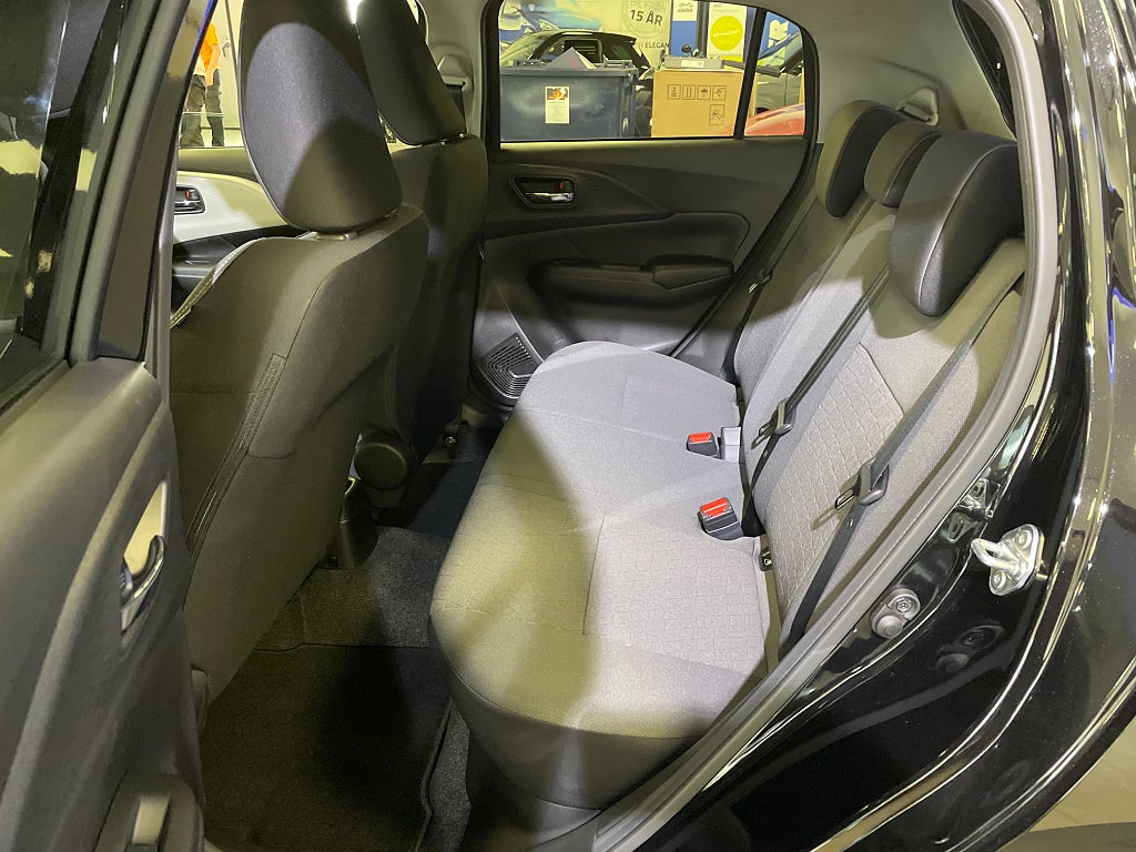 Suzuki Swift Hybrid Vinterdäck ingår! 3års fri service!