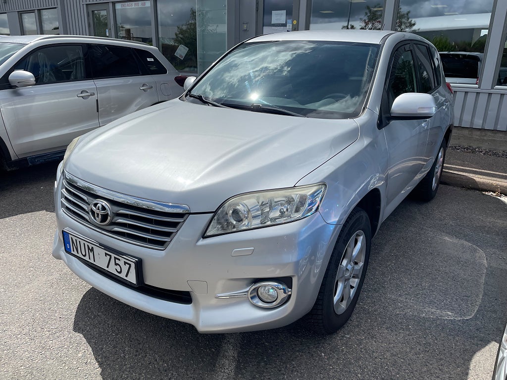 Toyota RAV4 2.0 VVT-i 4x4 Multidrive S Dragkrok