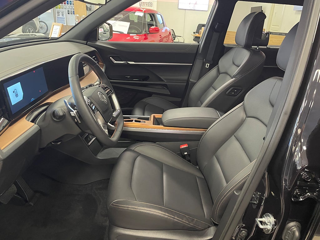 KGM KGM Torres EVX Luxury Edition Demobil