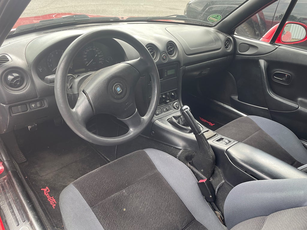 Mazda MX-5 1.6 Euro 2
