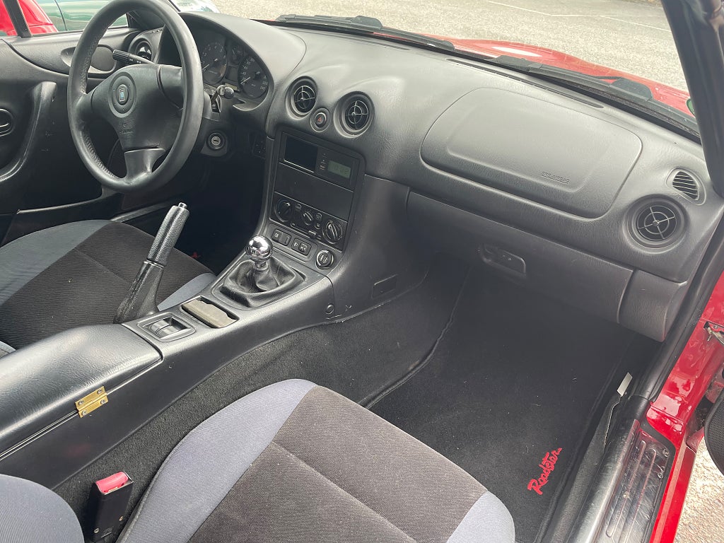 Mazda MX-5 1.6 Euro 2