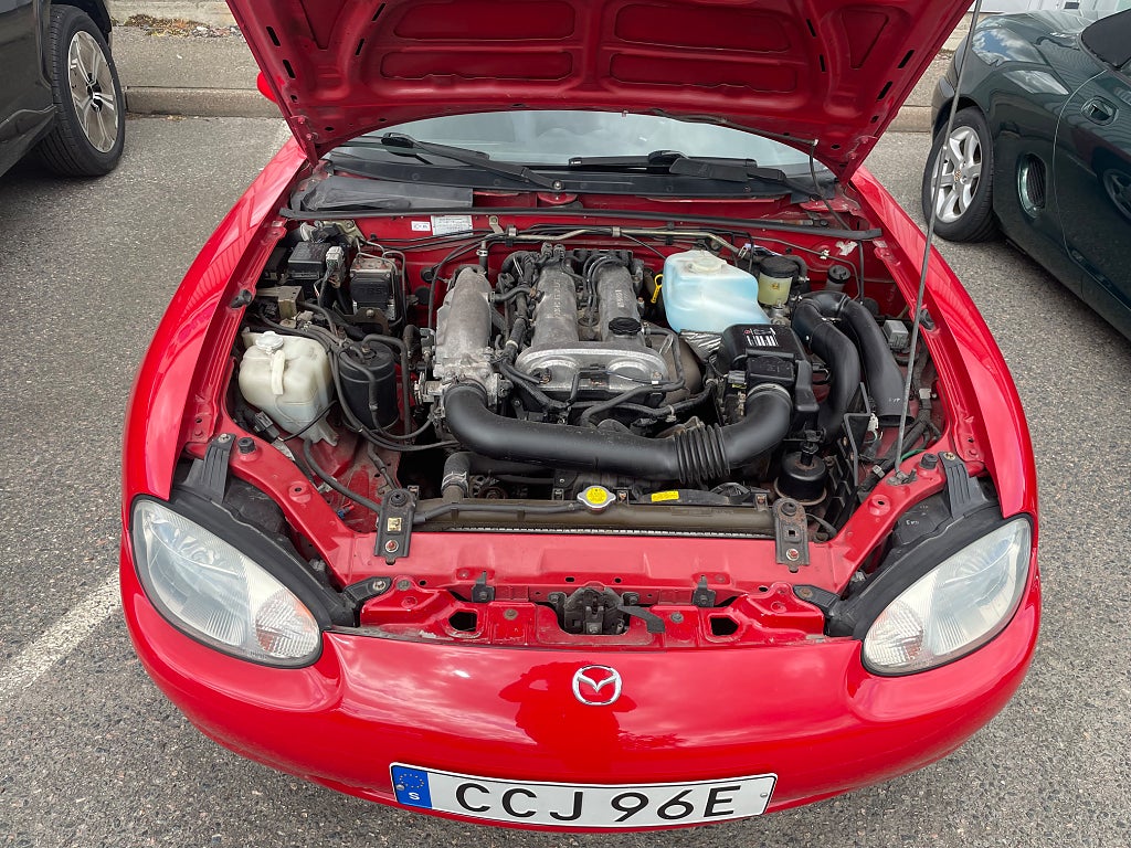 Mazda MX-5 1.6 Euro 2