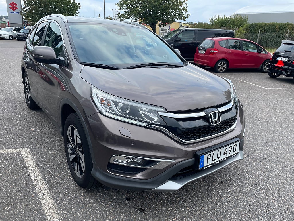 Honda CR-V 2.0 i-VTEC 4WD Executive Pano, Dragkrok. 3år begagnat garanti