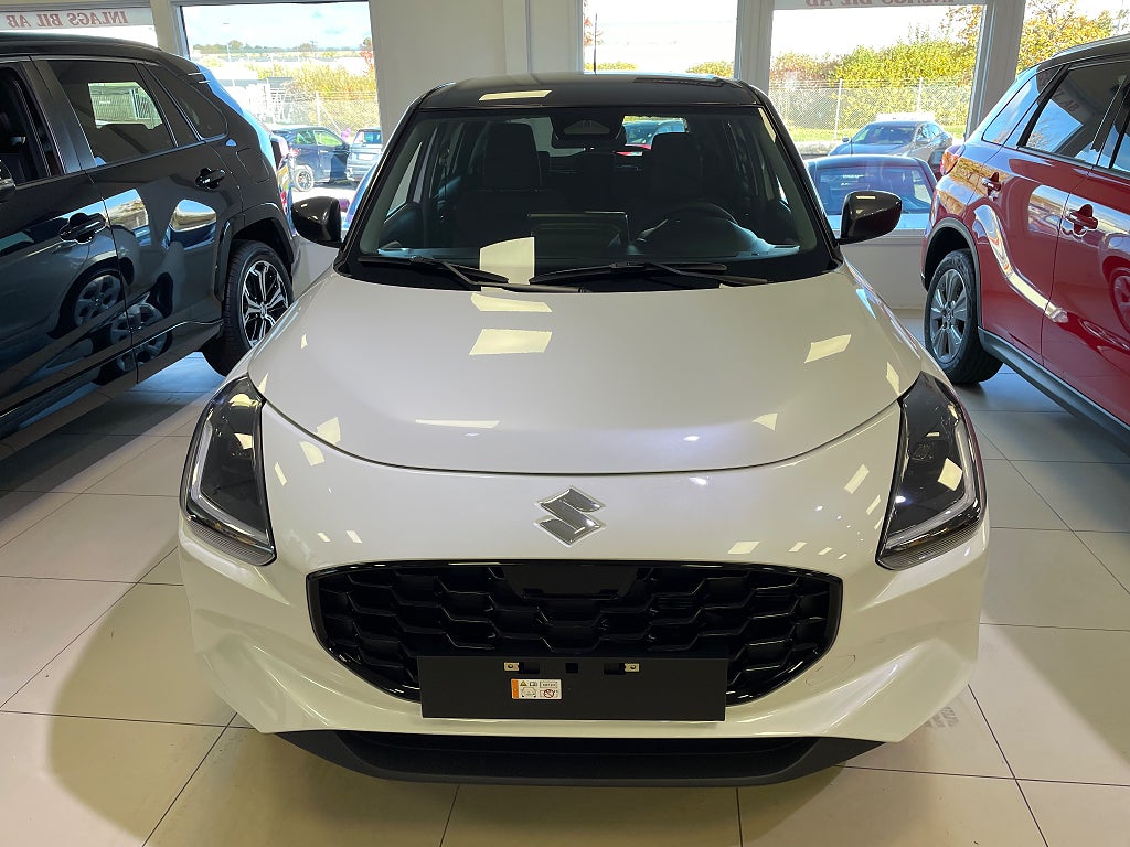 Suzuki Swift Select Hybrid CVT Vinterdäck ingår, 3års fri service