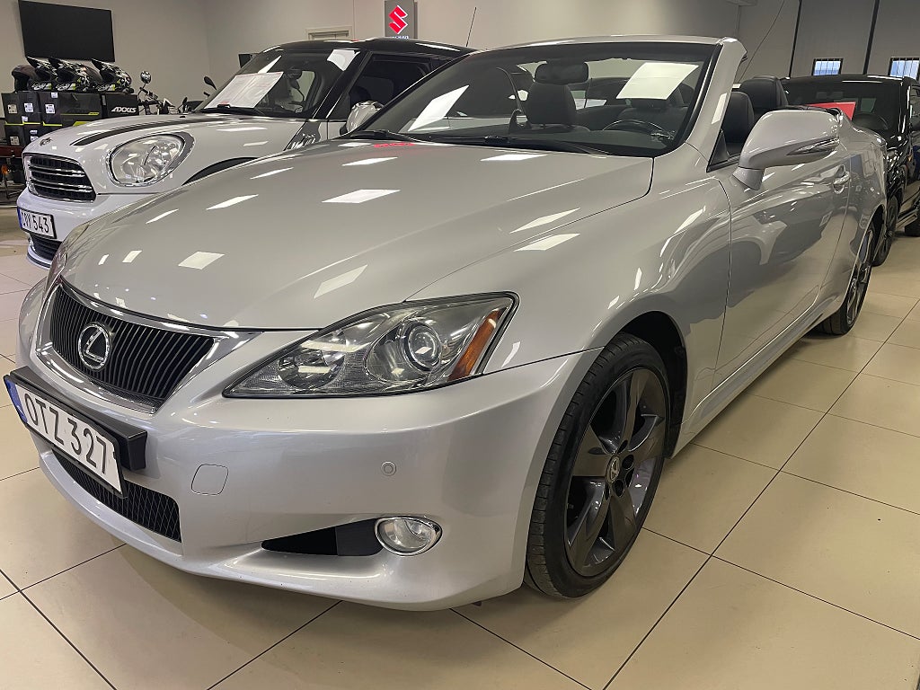 Lexus IS 250 C 2.5 V6 Euro 4