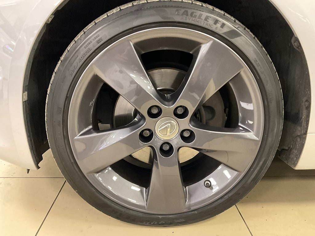 Lexus IS 250 C 2.5 V6 Euro 4