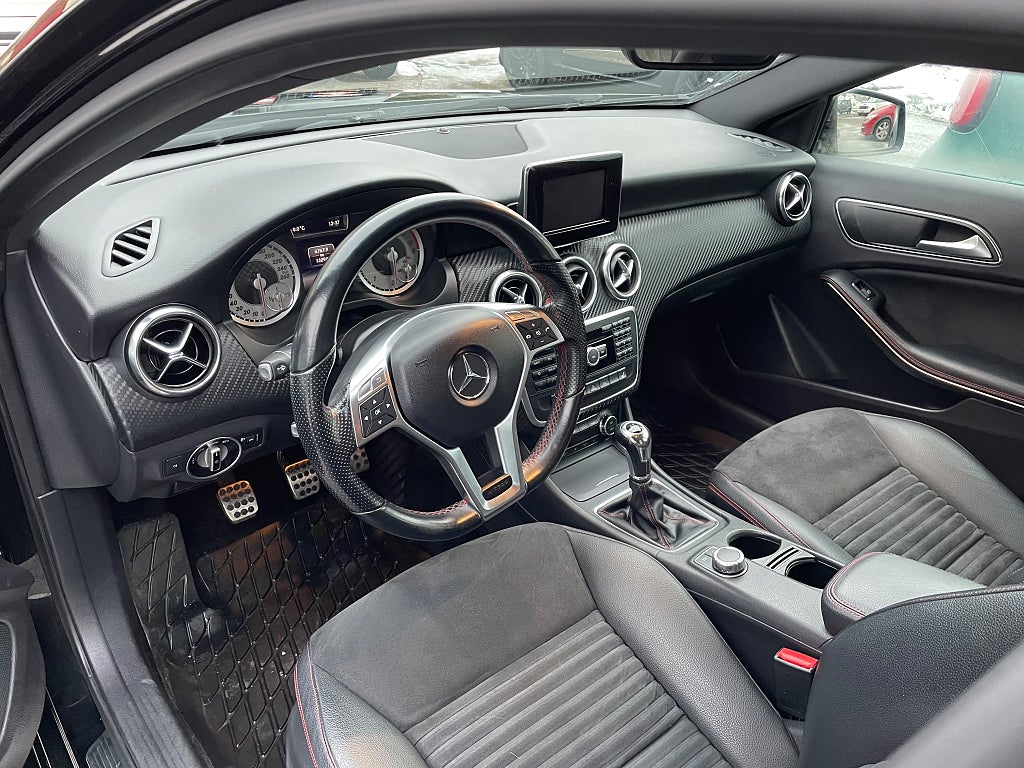 Mercedes-Benz A 180 CDI AMG Line Panoramatak